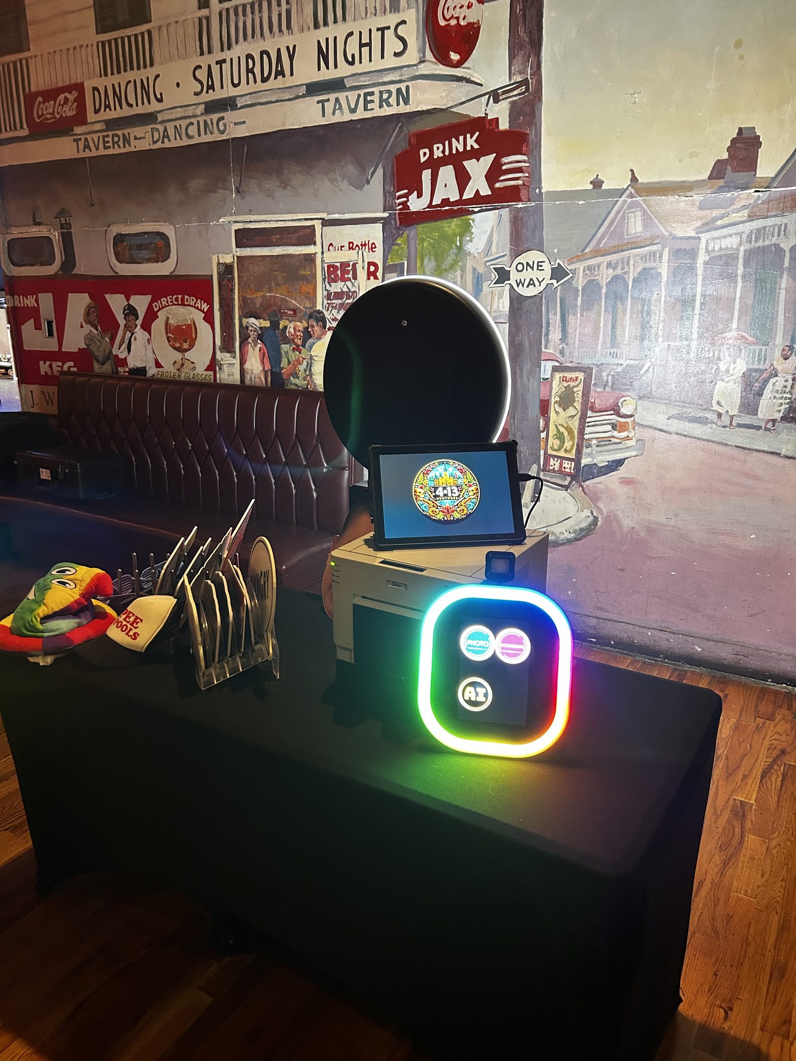 Ramblin' Roamer roaming photo booth by MirrorPIX New Orleans with AI, photo, and boomerang modes